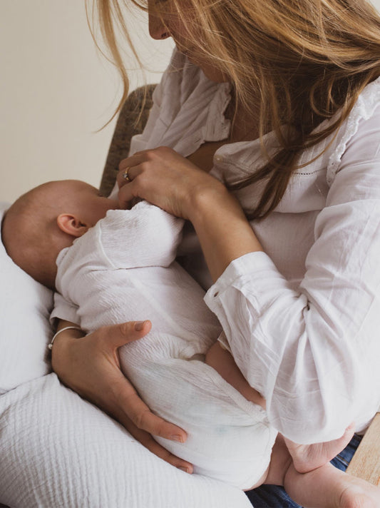 Nursing pillow made of organic virgin wool