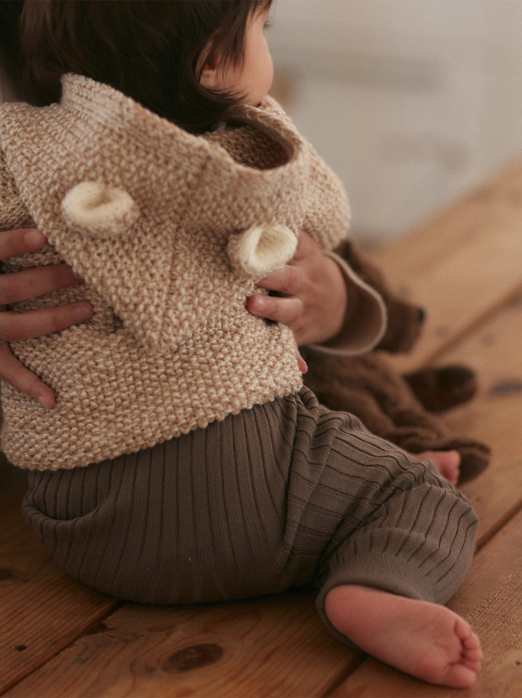 cárdigan con osito de peluche