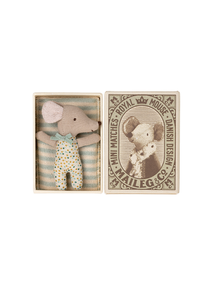 baby mouse in a matchbox