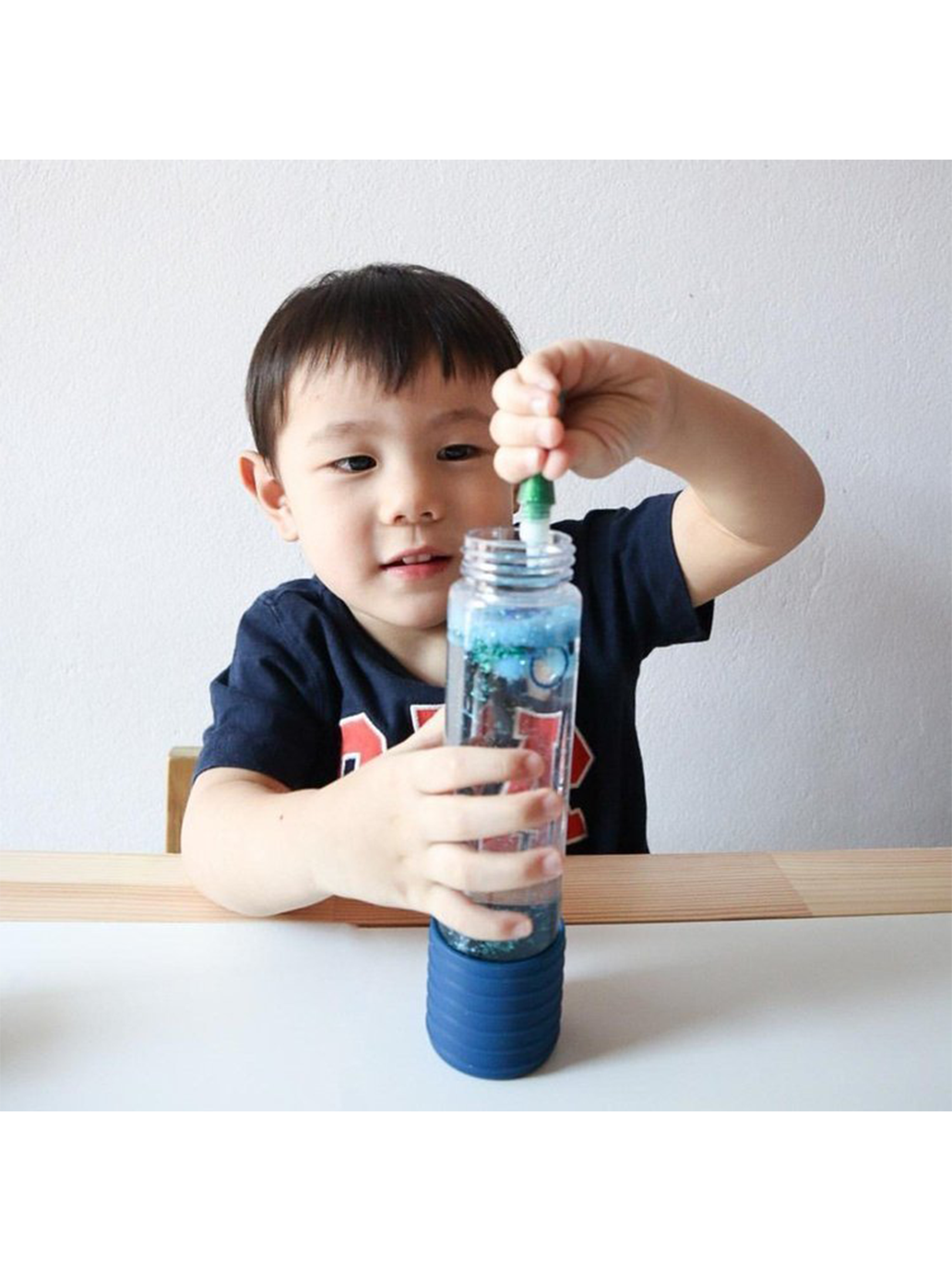 Botella calmante sensorial de bricolaje