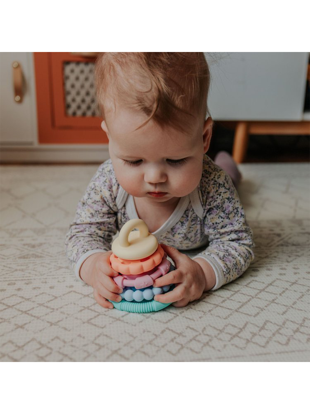 Sensory teether small pyramid