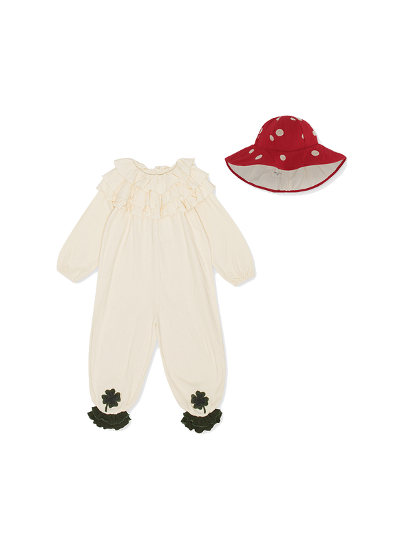 Toadstool disguise mushroom