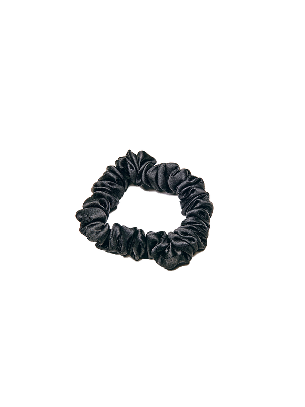 Silk scrunchie black