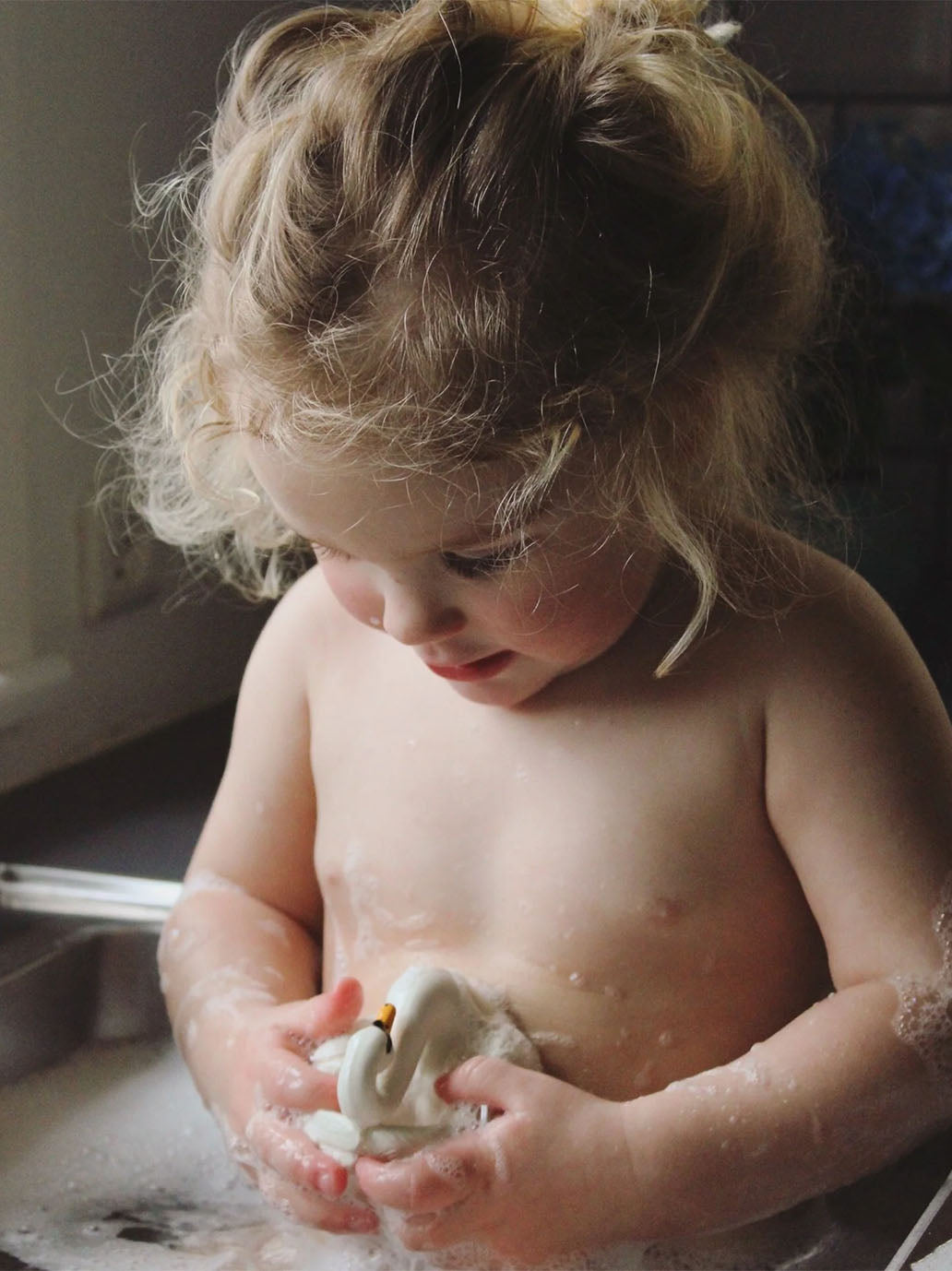 Floating bath toy