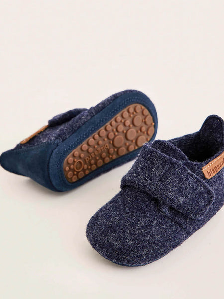 Baby wool slippers