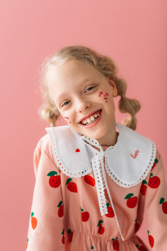 Hand embroidered collar