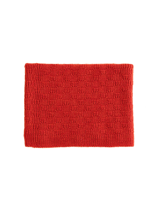 Sciarpa realizzata in morbida lana merino Gigi red