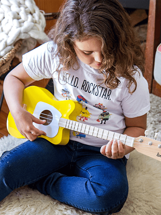 Mini guitarra acústica Loog.