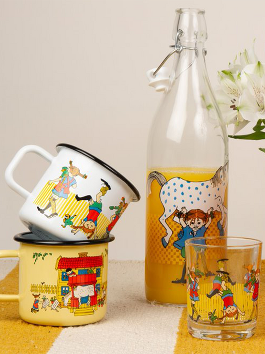 Retro enamel mug Pippi 3.7 dl