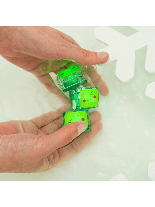 Sensory water play Light-up cubes