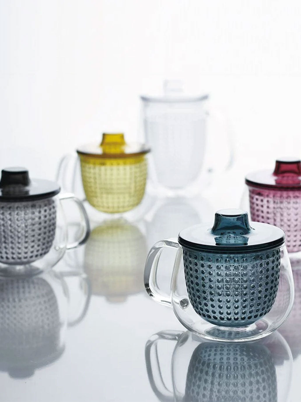 Glass tea mug with infuser