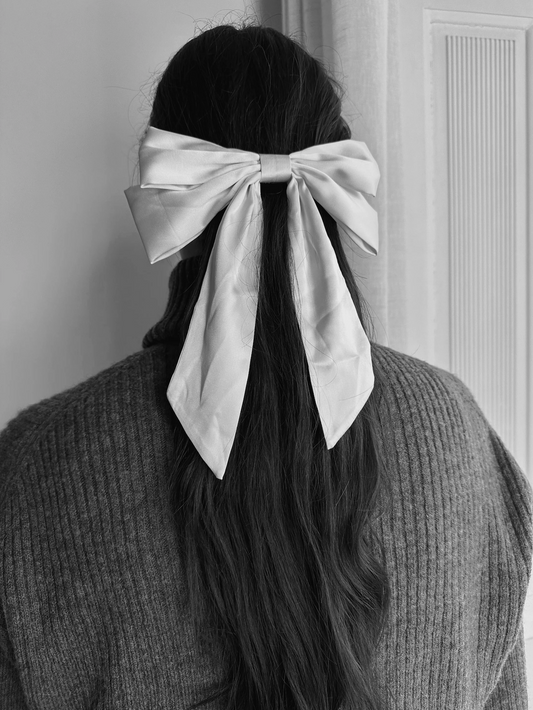Isabella hair bow clip
