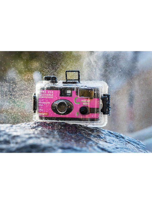 Waterproof case for Simple Use cameras