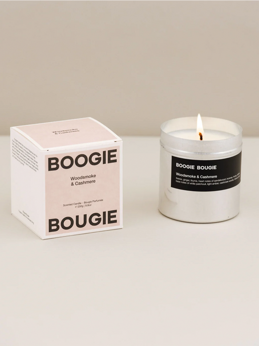 Scented candle made of soy wax woodsmoke & cashmere