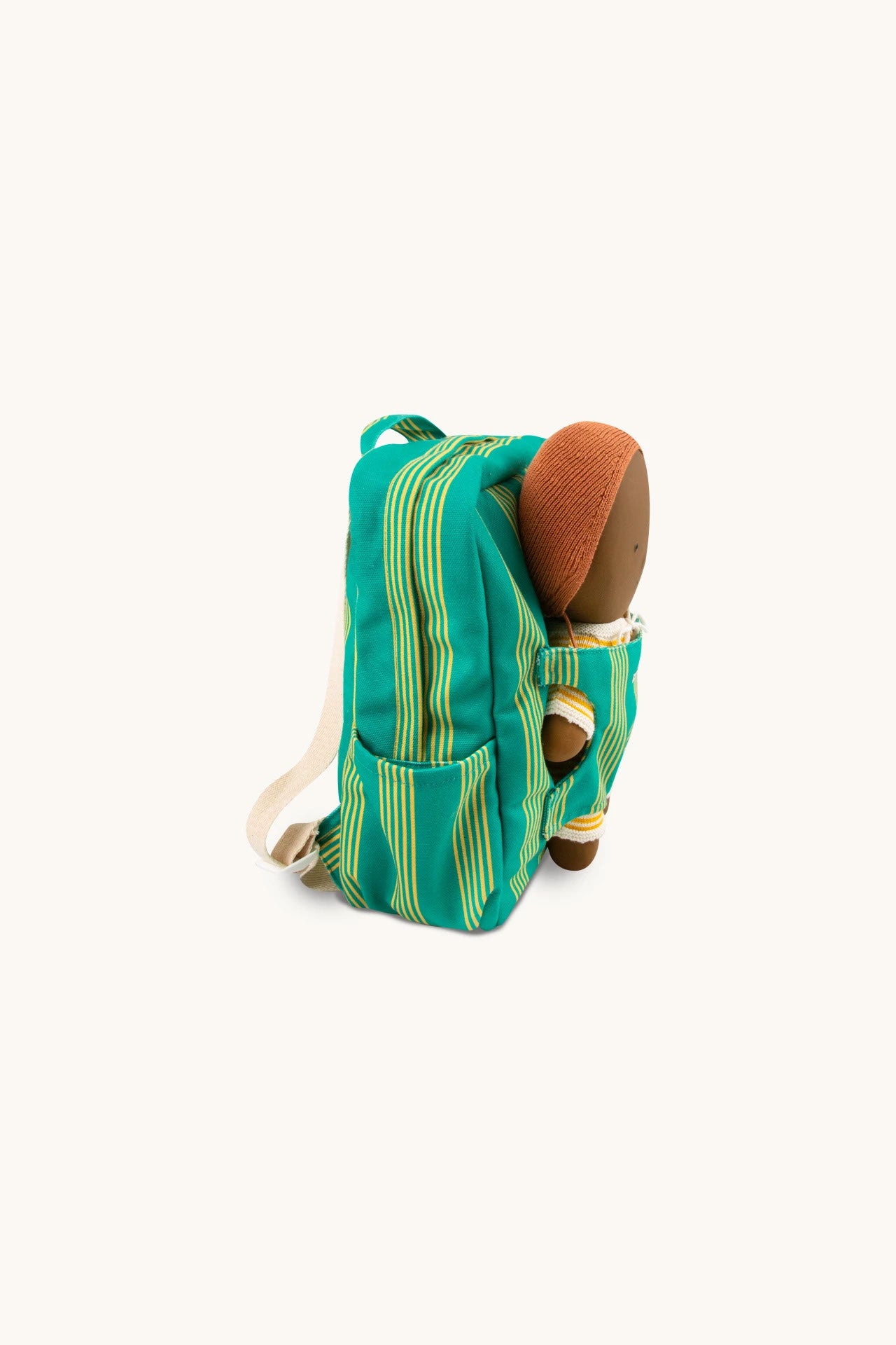 Mochila con portabebés para muñeca.