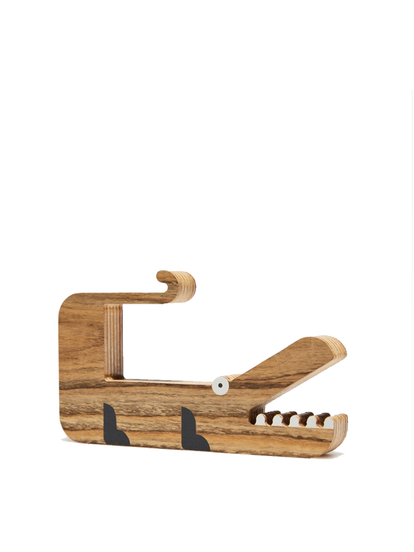 estatuilla de madera krokodyl