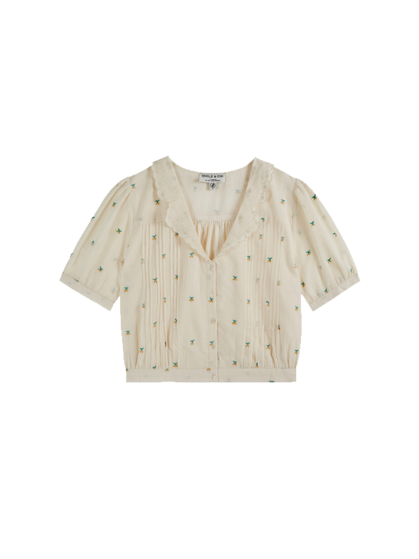 Women's blouse with embroidered details chantilly