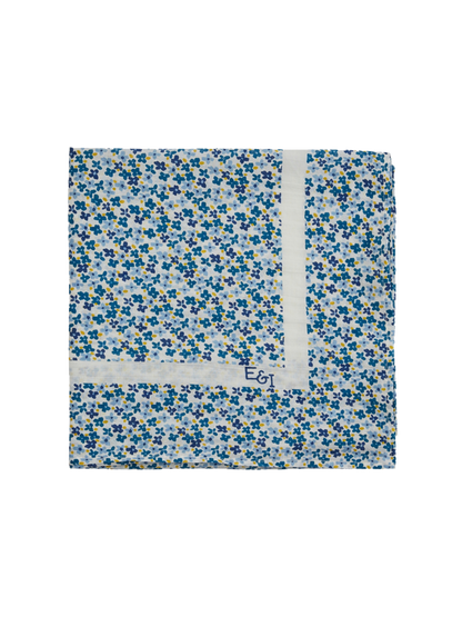 Cotton scarf with a print