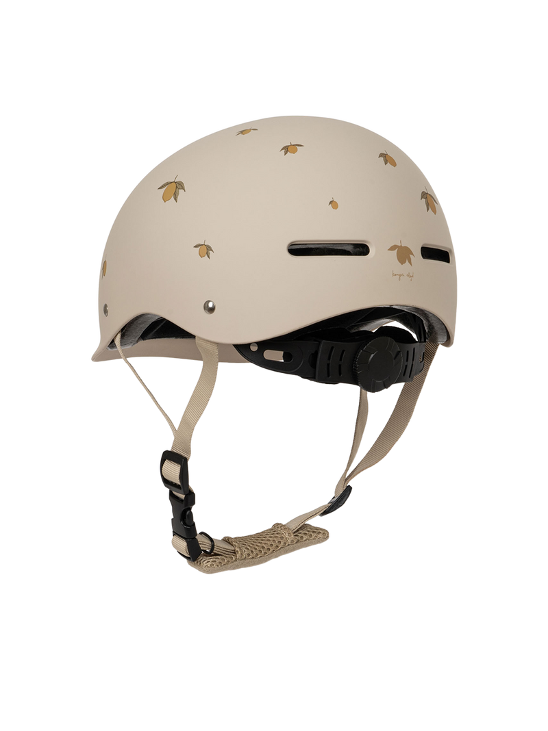 Bicycle helmet