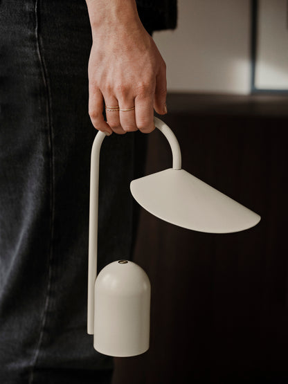 Arum portable lamp