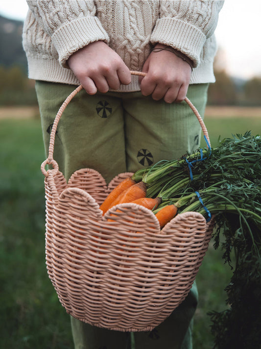 Tulip carry basket