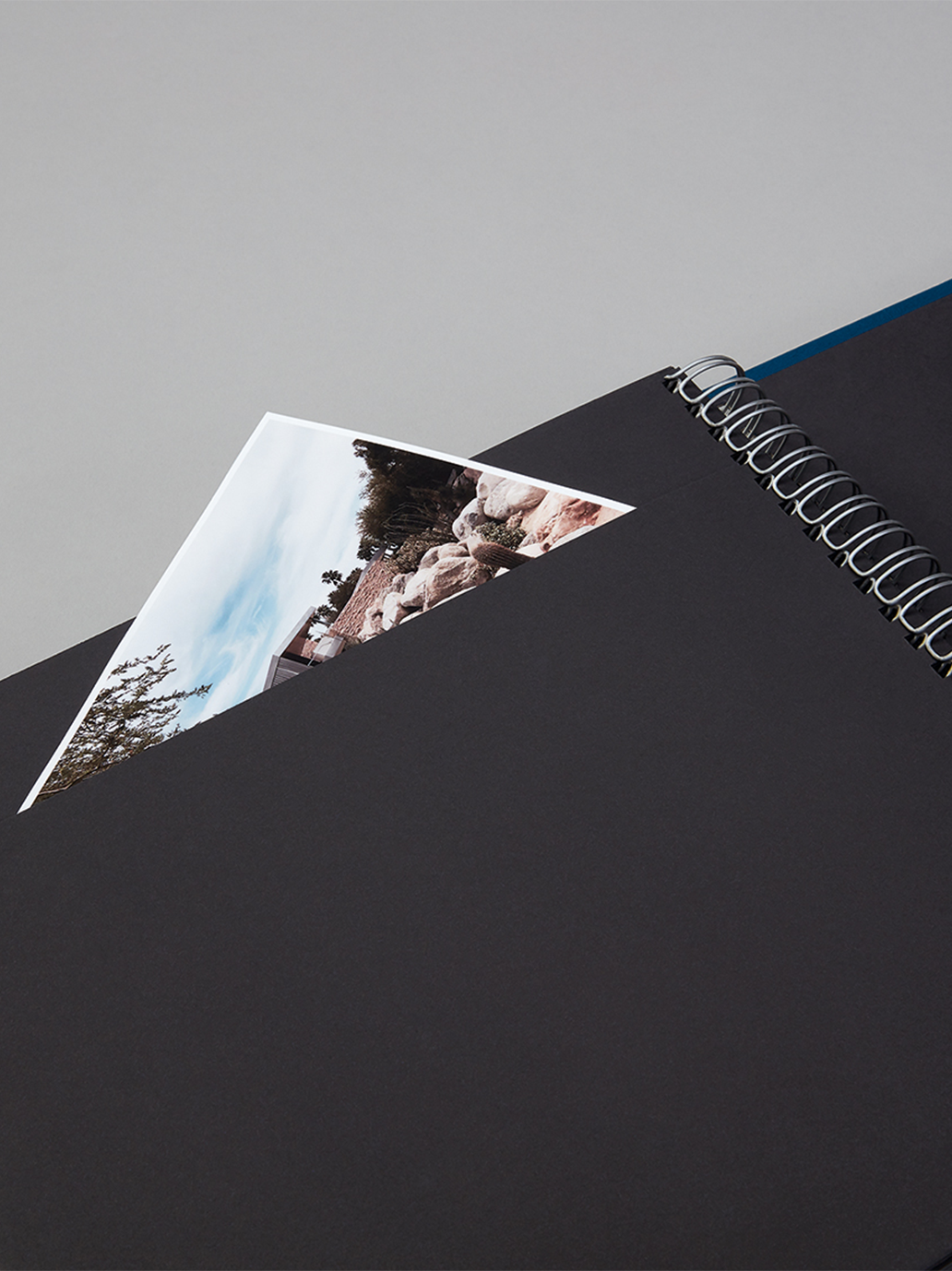 Mucho Maxi black pages photo album