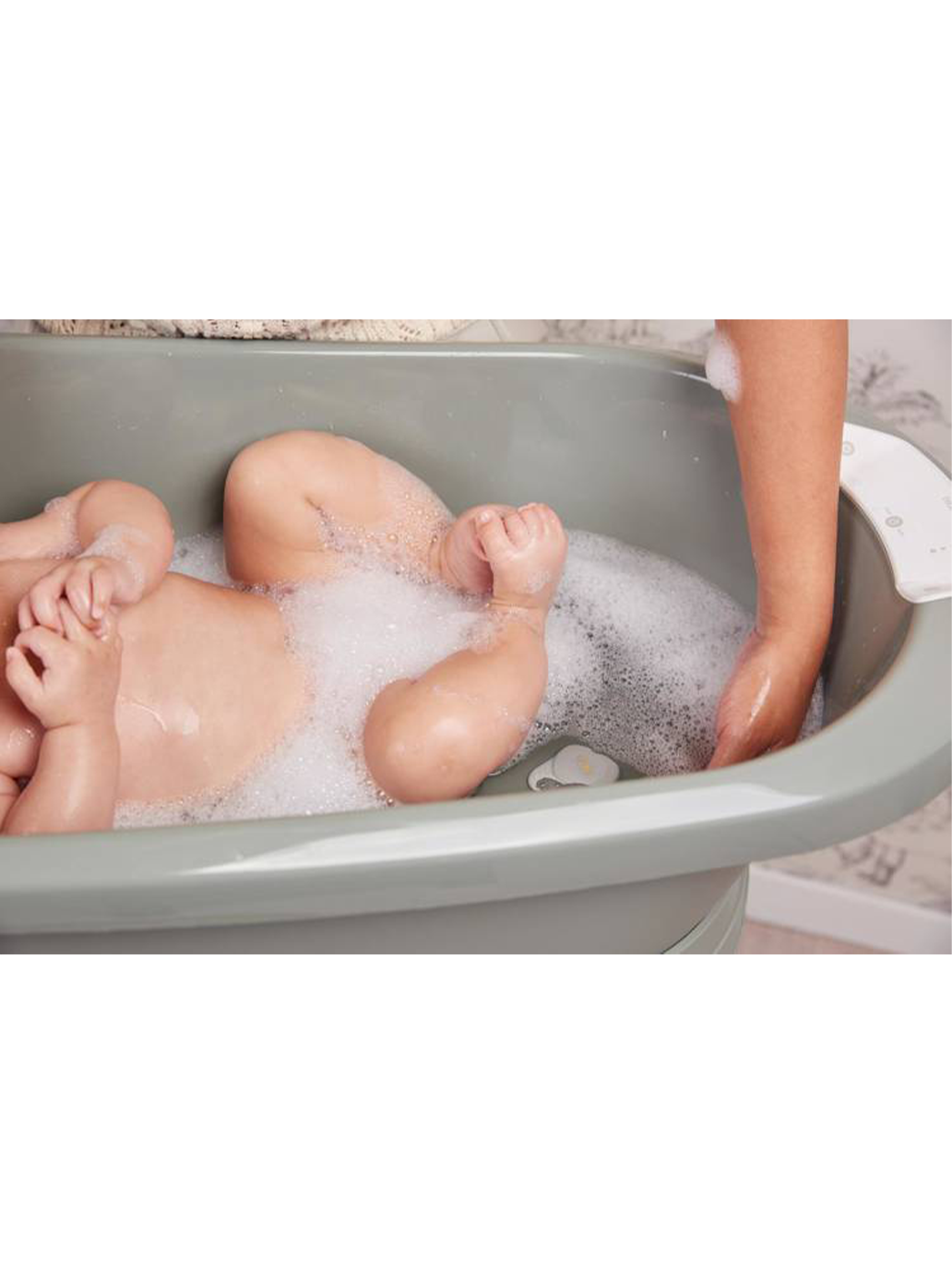 Sense Edition baby bath with temperature sensor