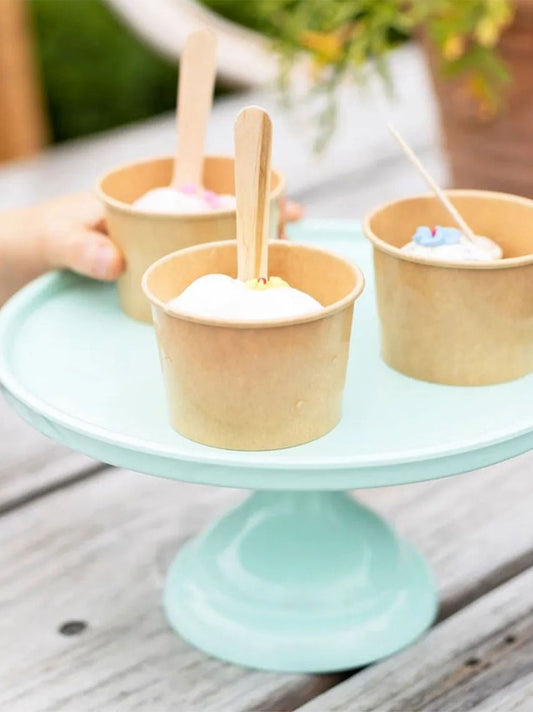 Foldable cake stand