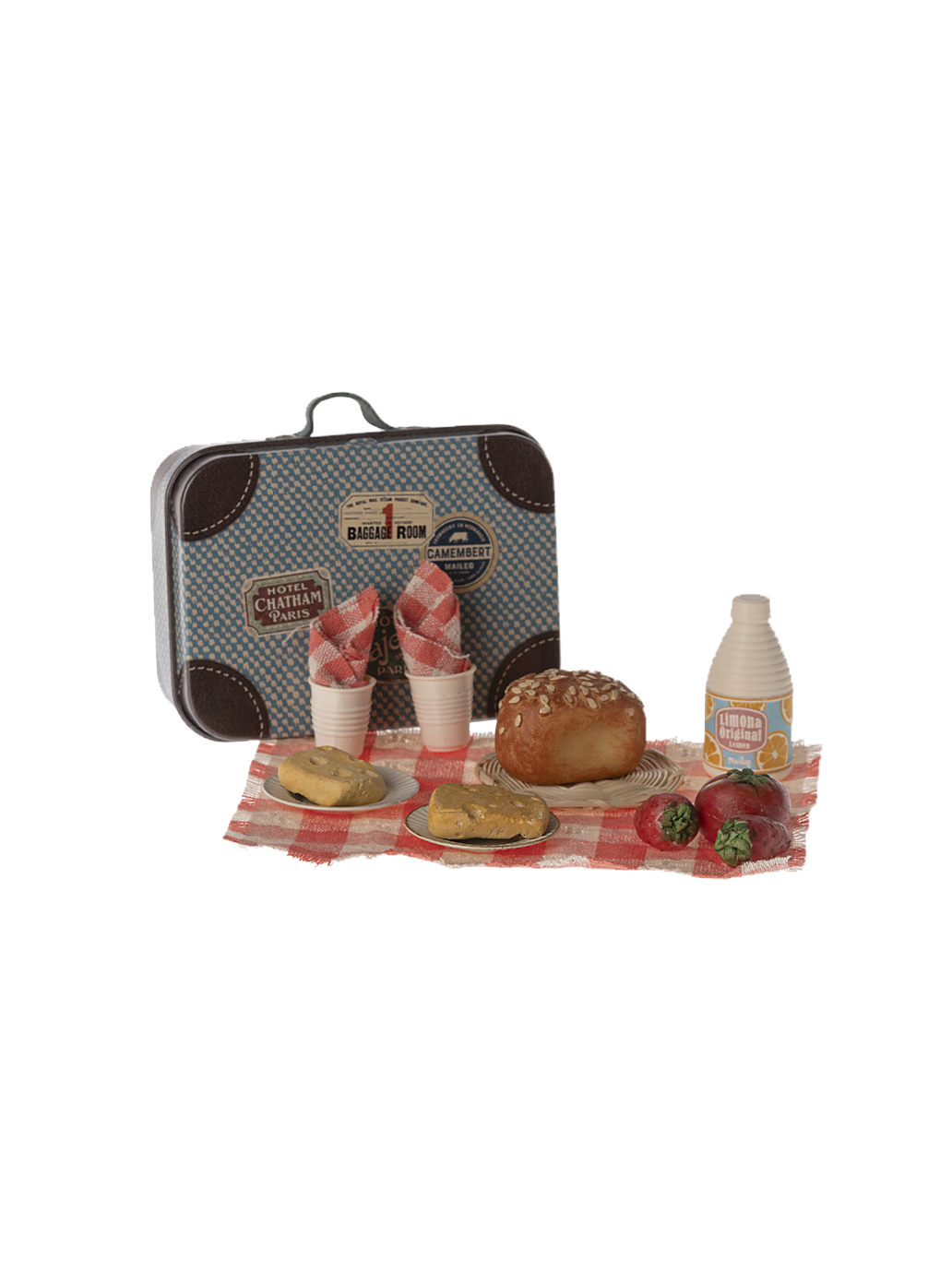 Miniaturę picnic set in a suitcase