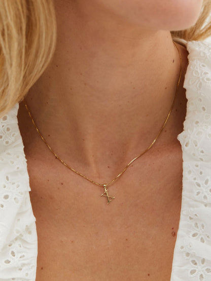 Collana con ciondolo iniziale in oro 14K