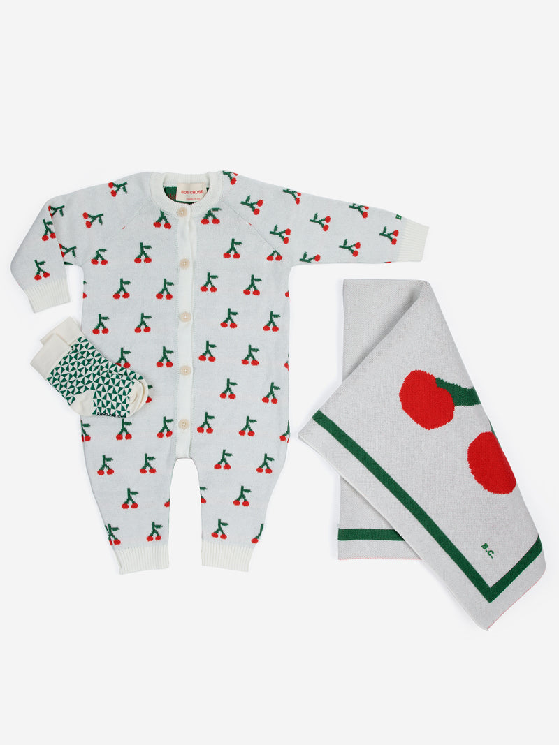 Completo regalo Baby Cherry lavorato a maglia