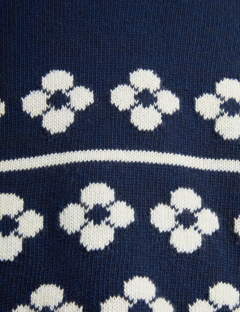 Flowers knitted wool slipover