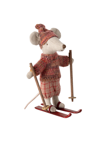 Winter mouse with ski set