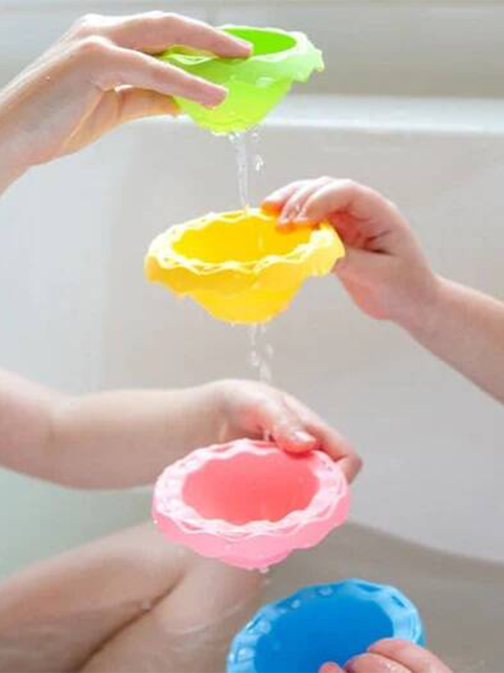 Stack & pour bath egg toy