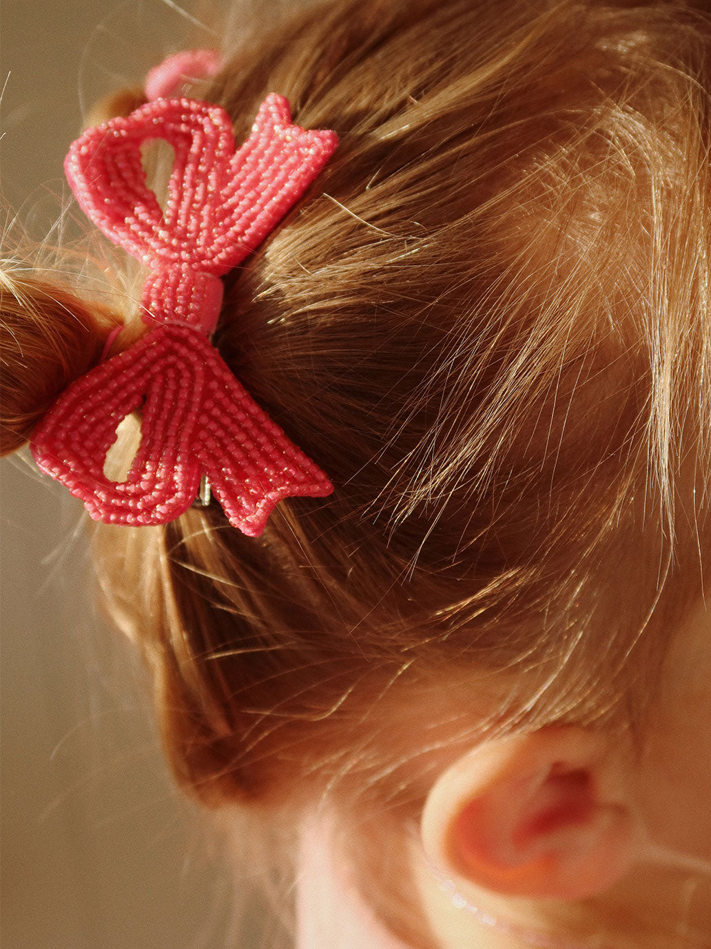 Paquete de 2 pinzas para el cabello con lazo perlado