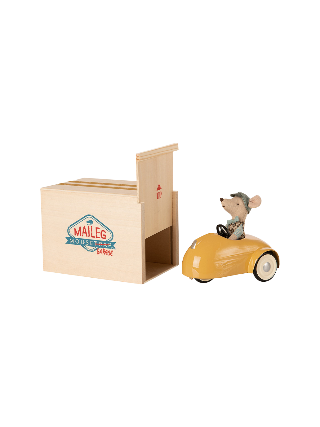 mouse in a retro car with a wooden garage