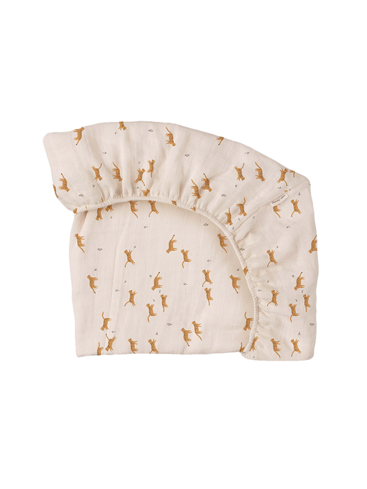 a muslin sheet for a baby cot savannah