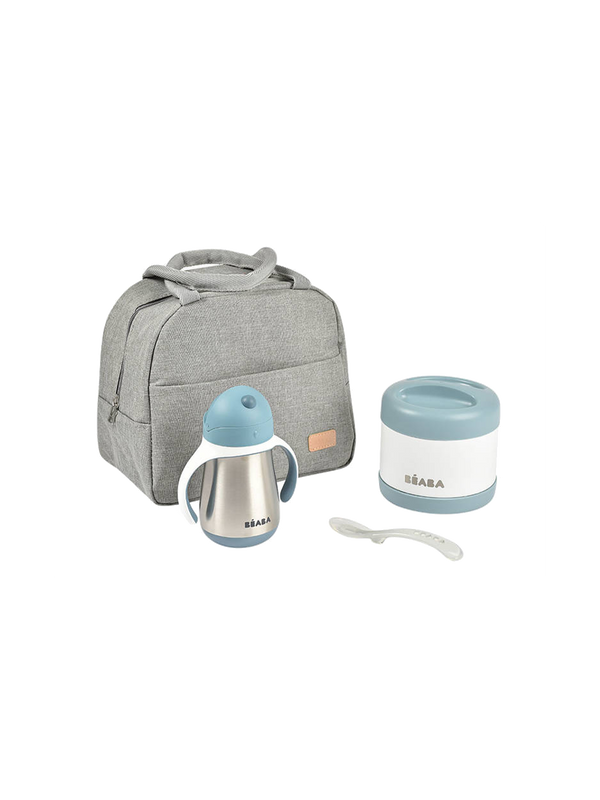 Travel kit in an isothermal bag blue