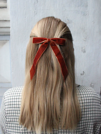 Vilma petit bow hair clip
